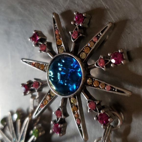 Kirks Folly Necklace - Picture 5 of 11